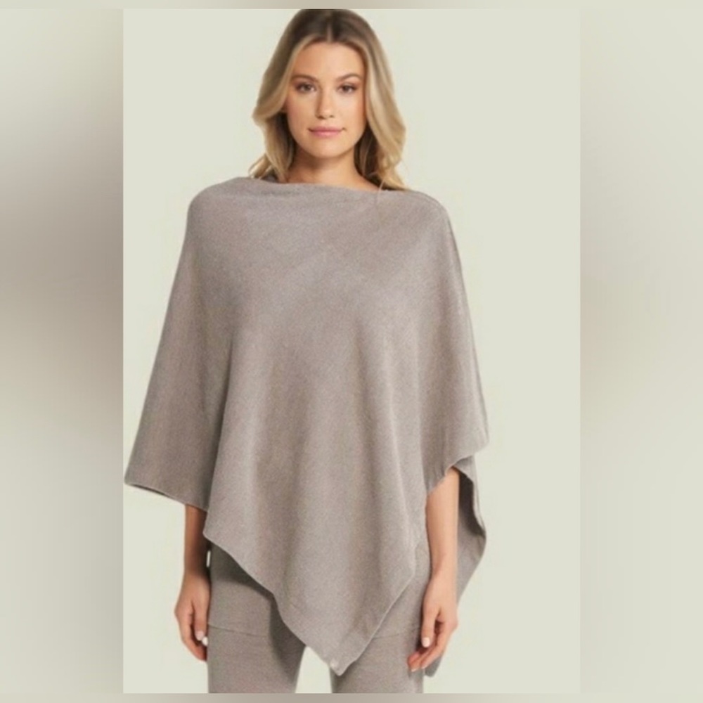 BAREFOOT DREAMS CozyChic Ultra Lite Poncho, OS Plus in Beach Rock
